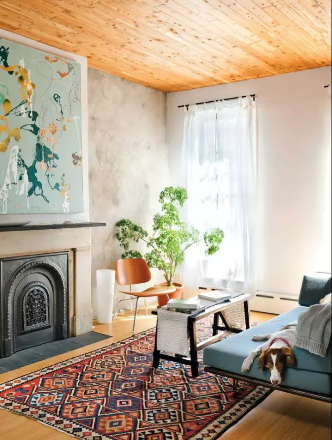 interior design compared to home staged