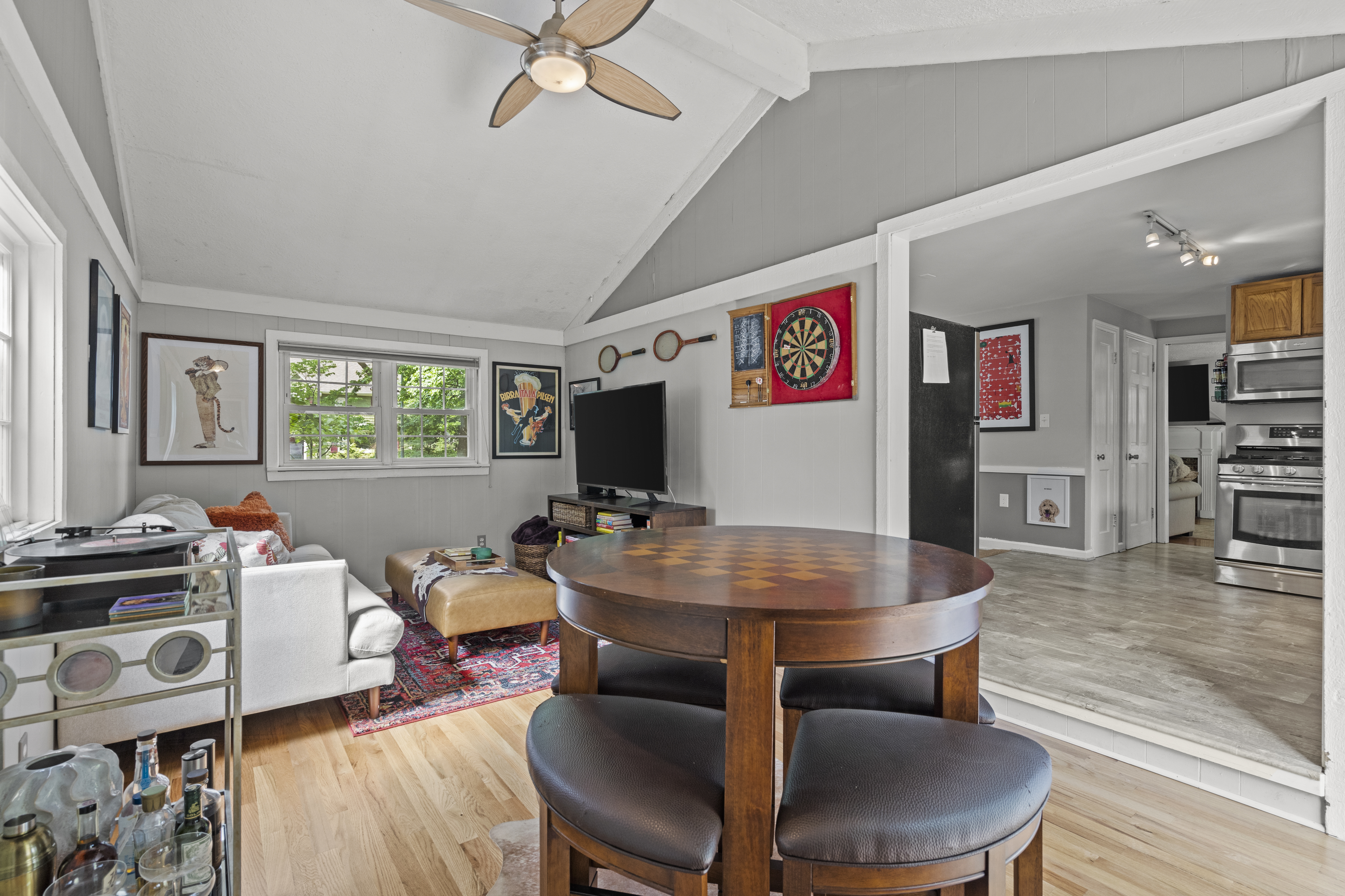 Eclectic Bonus Room 