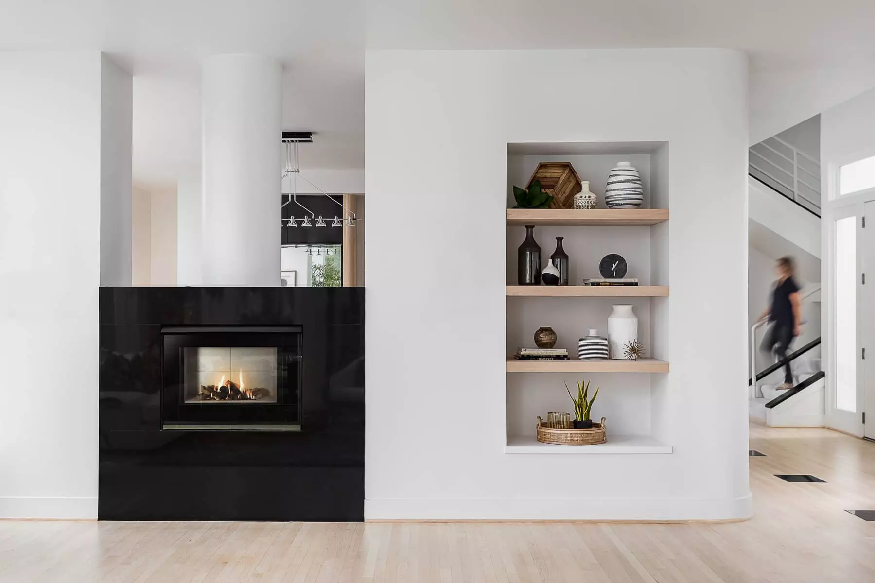 Modern fireplace interior design
