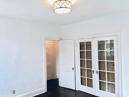 poor real estate photography